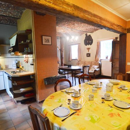 Cosy Cottage In Barvaux Condroz With Garden Экстерьер фото