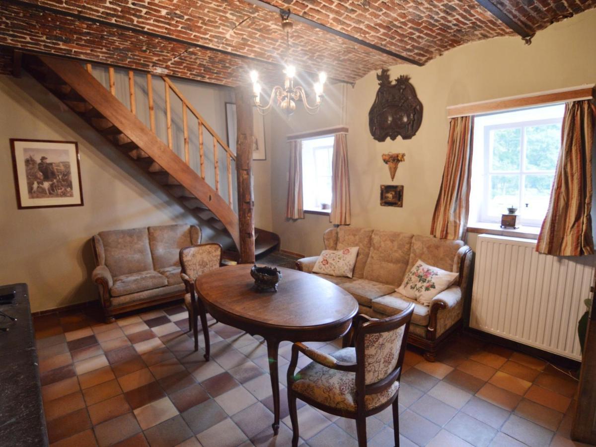 Cosy Cottage In Barvaux Condroz With Garden Экстерьер фото